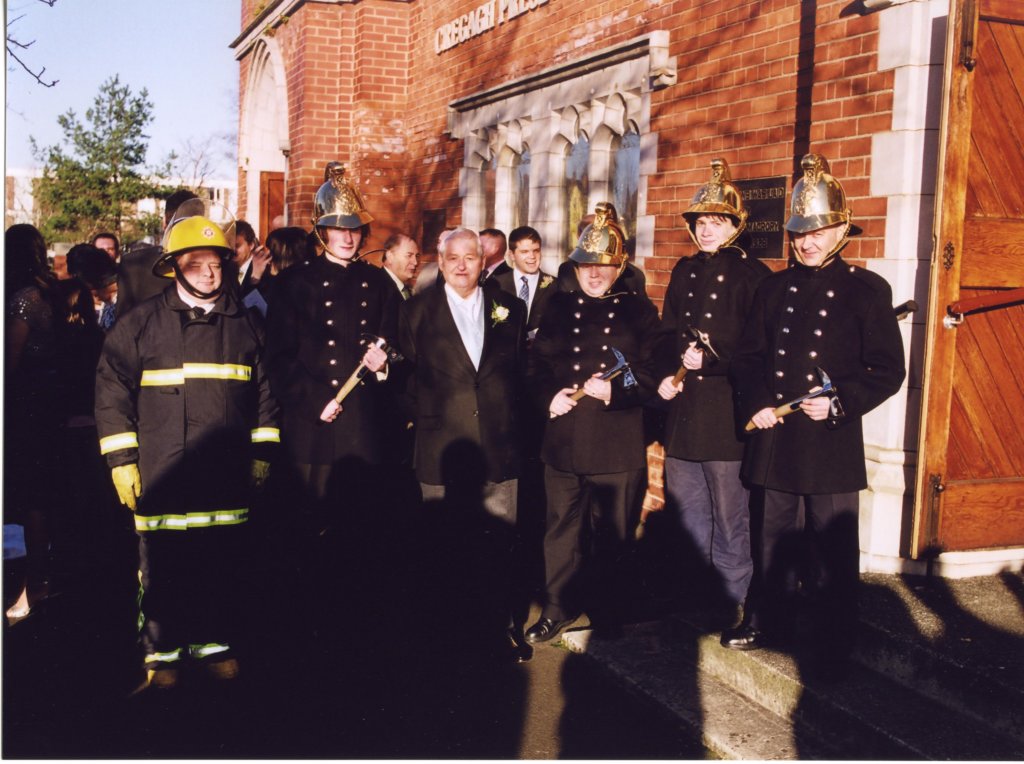 firemanmauriceneg26.jpg