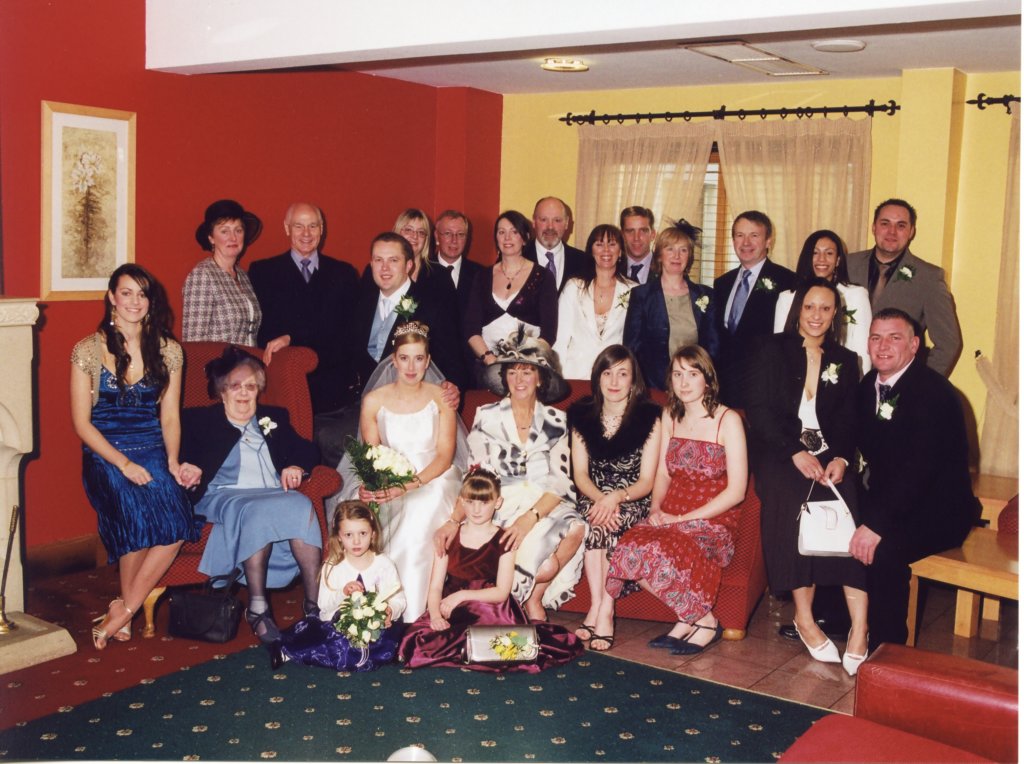 helenasfamilyneg23a.jpg